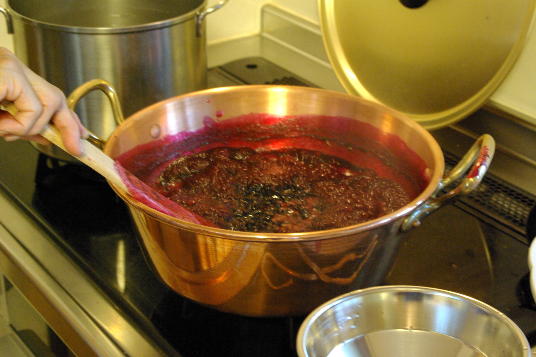 銅鍋で作ってます